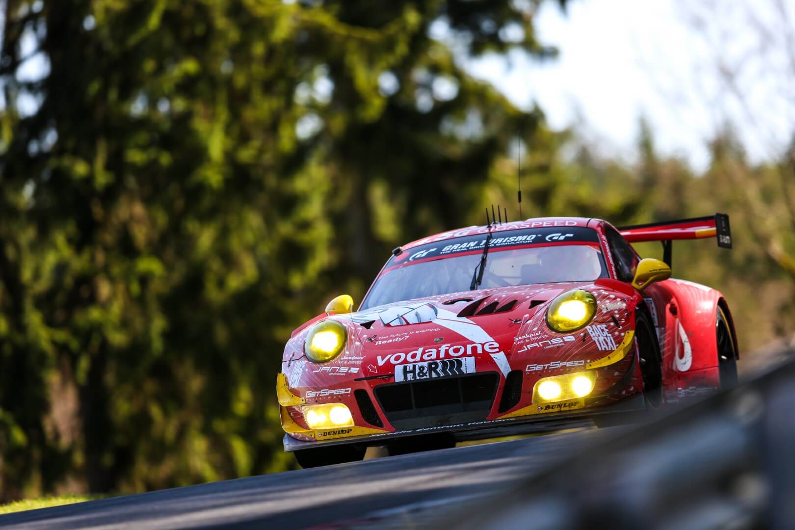 VLN 2. Lauf 2018, Nürburgring-Nordschleife - Foto: Gruppe C Photography; #2 Porsche 911 GT3 R, GIGASPEED Team GetSpeed Performance: Steve Jans, Marek Böckmann