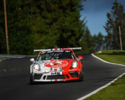 VLN 3. Lauf 2018 - Foto: Gruppe C Photography; #101 Porsche 911 GT3 Cup, GIGASPEED Team GetSpeed Performance: John Shoffner, Janine Hill, Arno Klasen
