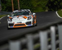 VLN 3. Lauf 2018 - Foto: Gruppe C Photography; #940 Porsche Cayman GT4 CS, GIGASPEED Team GetSpeed Performance: Max, Jens