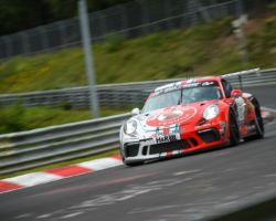 VLN 3. Lauf 2018 - Foto: Gruppe C Photography; #101 Porsche 911 GT3 Cup, GIGASPEED Team GetSpeed Performance: John Shoffner, Janine Hill, Arno Klasen