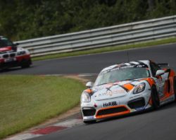 VLN 3. Lauf 2018 - Foto: Gruppe C Photography; #940 Porsche Cayman GT4 CS, GIGASPEED Team GetSpeed Performance: Max, Jens