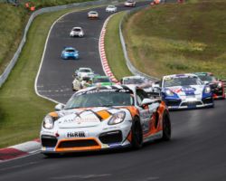 VLN 3. Lauf 2018 - Foto: Gruppe C Photography; #940 Porsche Cayman GT4 CS, GIGASPEED Team GetSpeed Performance: Max, Jens