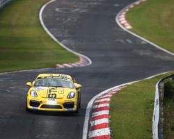 VLN 4. Lauf 2018, Nürburgring-Nordschleife - Foto: Gruppe C Photography; #472 Porsche Cayman, GIGASPEED Team GetSpeed Performance: Carrie Schreiner, Marvin Dienst