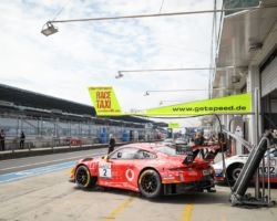 VLN 4. Lauf 2018, Nürburgring-Nordschleife - Foto: Gruppe C Photography; #2 Porsche 911 GT3 R, GIGASPEED Team GetSpeed Performance: Steve Jans, Marek Böckmann, Christopher Gerhard