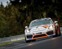 VLN 6. Lauf 2018, Nürburgring-Nordschleife - Foto: Gruppe C Photography; #940 Porsche Cayman GT4 CS, GIGASPEED Team GetSpeed Performance: Max, Jens