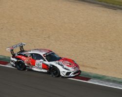 VLN 6. Lauf 2018, Nürburgring-Nordschleife - Foto: Gruppe C Photography; #101 Porsche 911 GT3 Cup, GIGASPEED Team GetSpeed Performance: John Shoffner, Janine Hill, Arno Klasen